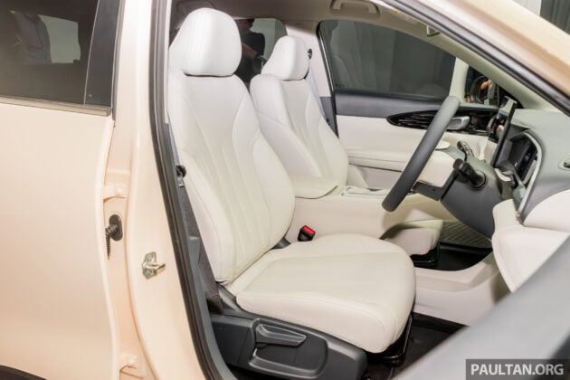 2025 Proton eMAS 5 官方规格获确认, 续航里程325公里, 21分钟从30%充电至80%, 支持无线 Apple CarPlay