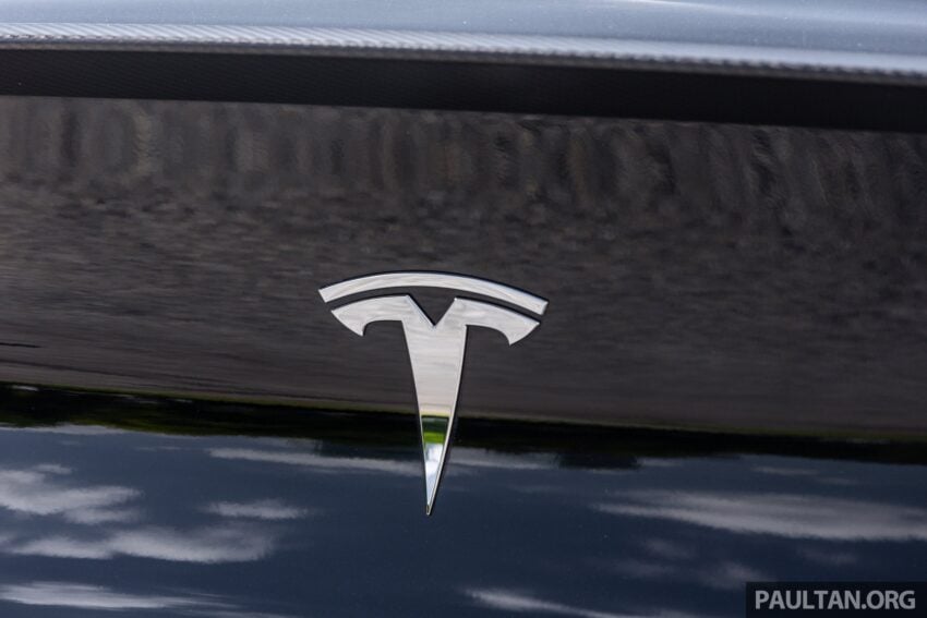 自动驾驶导致一死一伤, 美国法院判 Tesla 需赔10.3亿令吉 304346