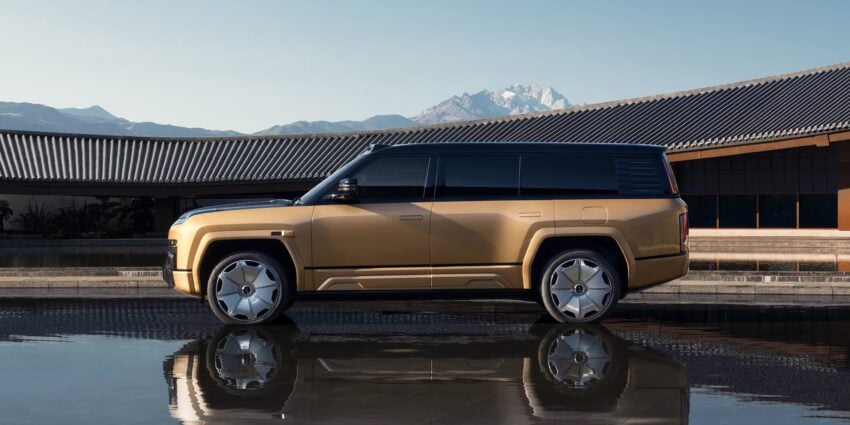 比亚迪仰望 U8L 中国正式上市, 对标 Rolls Royce Cullinan 的超奢华SUV, 2.0L油电增程系统, 售价从77.14万令吉起 304237