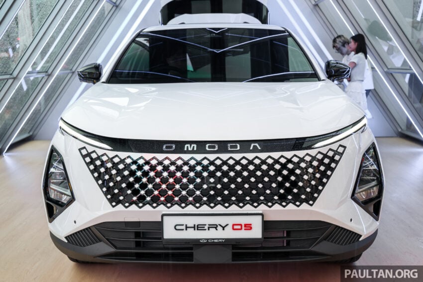 2025 Chery O5 小改款本地发布, 改用双离合器变速箱, 后轴改为多连杆, 只剩单一车型版本, 官方售价RM116,800 307694