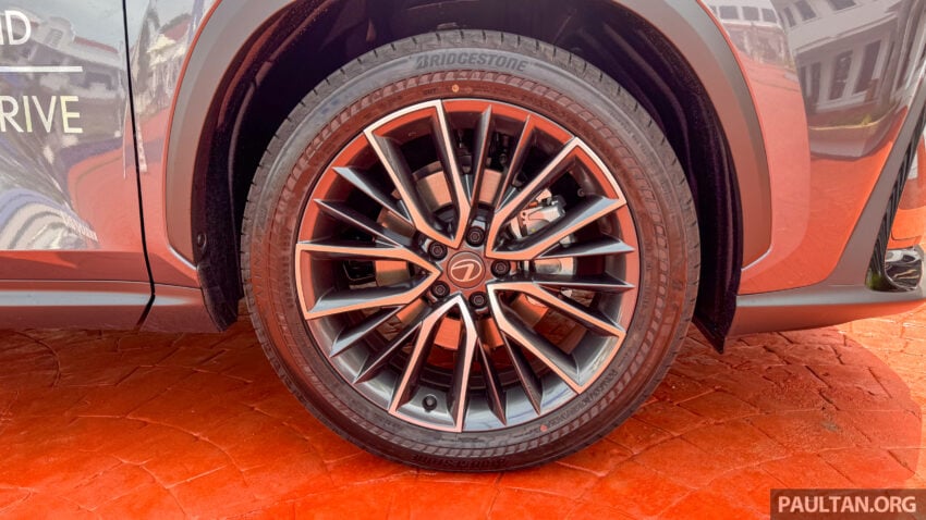 2025 Lexus NX 350h Luxury 实拍+简单试驾心得, 让人惊艳的动力表现, 依旧出色的驾驶与组装品质, 售价39.6万令吉 308931