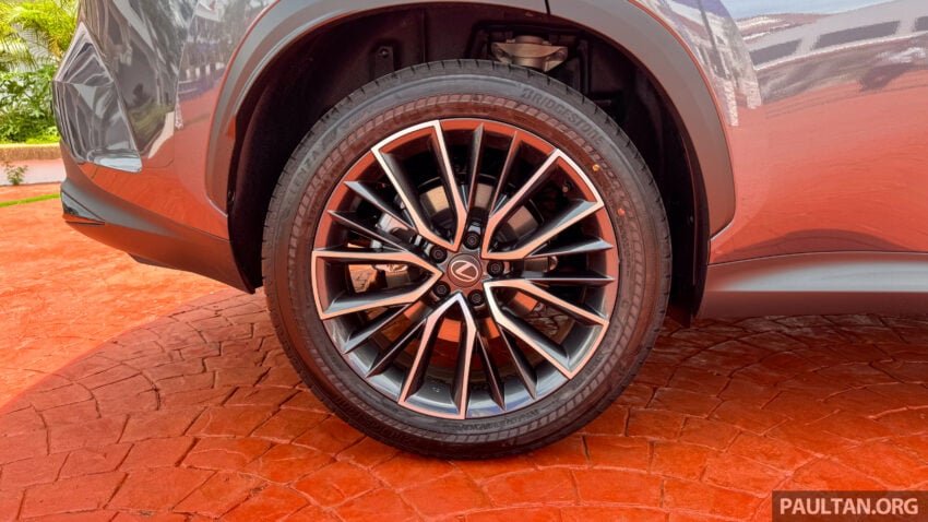 2025 Lexus NX 350h Luxury 实拍+简单试驾心得, 让人惊艳的动力表现, 依旧出色的驾驶与组装品质, 售价39.6万令吉 308933