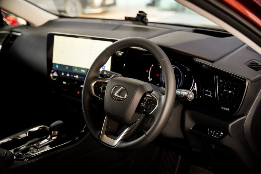 2025 Lexus NX 350h Luxury 实拍+简单试驾心得, 让人惊艳的动力表现, 依旧出色的驾驶与组装品质, 售价39.6万令吉 309017
