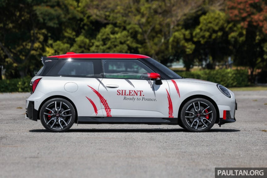 2025 MINI JCW Electric 完整实拍图集+简单评测, 续航里程371公里, 5.9秒破百, 驾驶感最纯粹的纯电动掀背小钢炮 307887