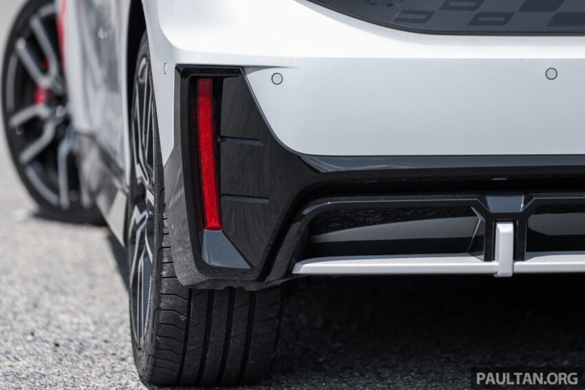2025 MINI JCW Electric 完整实拍图集+简单评测, 续航里程371公里, 5.9秒破百, 驾驶感最纯粹的纯电动掀背小钢炮 307908