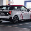 2025 MINI JCW Electric 完整实拍图集+简单评测, 续航里程371公里, 5.9秒破百, 驾驶感最纯粹的纯电动掀背小钢炮