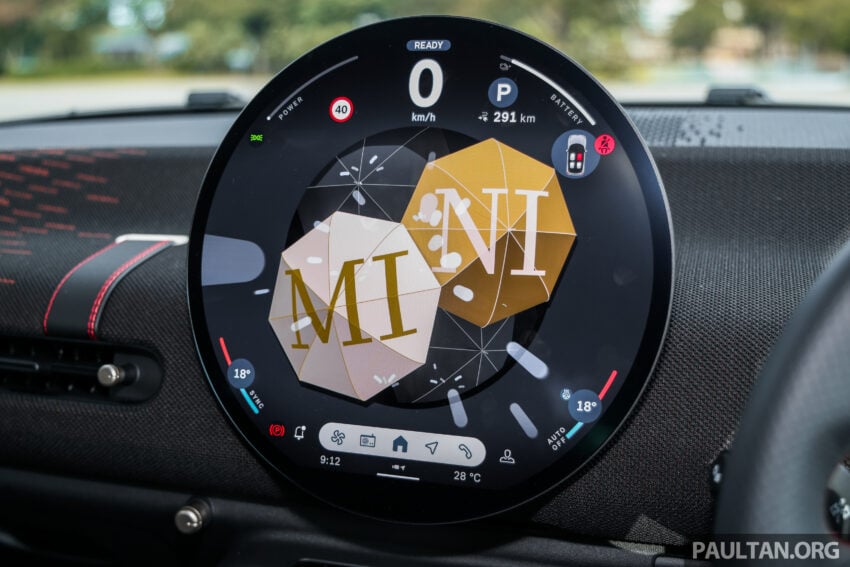 2025 MINI JCW Electric 完整实拍图集+简单评测, 续航里程371公里, 5.9秒破百, 驾驶感最纯粹的纯电动掀背小钢炮 307950