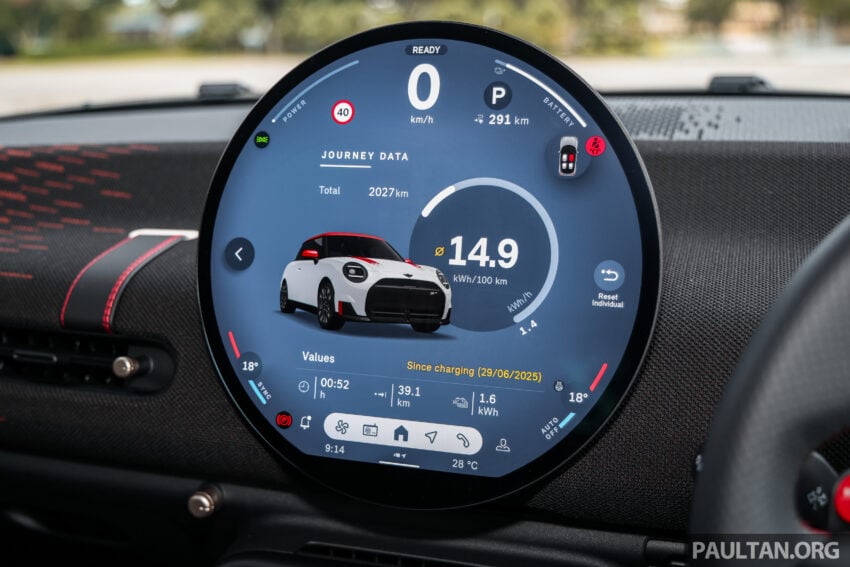 2025 MINI JCW Electric 完整实拍图集+简单评测, 续航里程371公里, 5.9秒破百, 驾驶感最纯粹的纯电动掀背小钢炮 307961