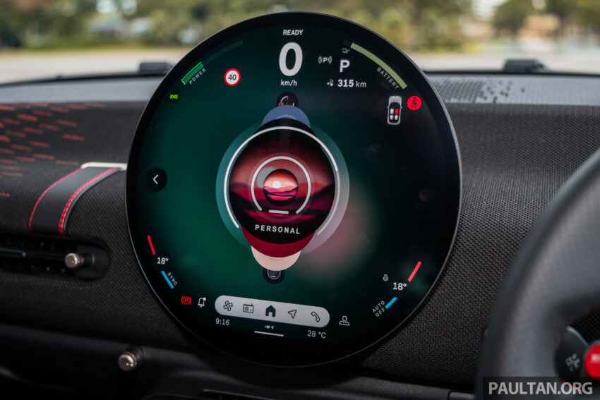 2025 MINI JCW Electric 完整实拍图集+简单评测, 续航里程371公里, 5.9秒破百, 驾驶感最纯粹的纯电动掀背小钢炮 307976