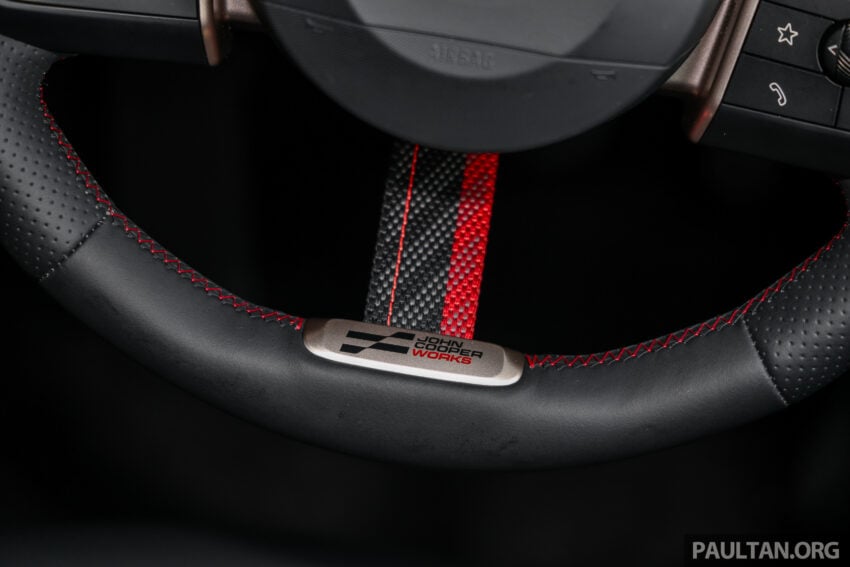 2025 MINI JCW Electric 完整实拍图集+简单评测, 续航里程371公里, 5.9秒破百, 驾驶感最纯粹的纯电动掀背小钢炮 307942