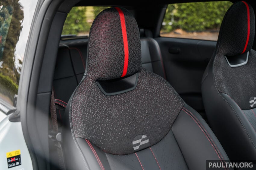 2025 MINI JCW Electric 完整实拍图集+简单评测, 续航里程371公里, 5.9秒破百, 驾驶感最纯粹的纯电动掀背小钢炮 308009