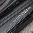 2025 MINI JCW Electric 完整实拍图集+简单评测, 续航里程371公里, 5.9秒破百, 驾驶感最纯粹的纯电动掀背小钢炮
