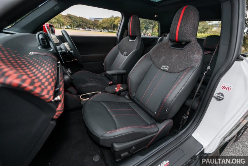 2025 MINI JCW Electric 完整实拍图集+简单评测, 续航里程371公里, 5.9秒破百, 驾驶感最纯粹的纯电动掀背小钢炮 308013