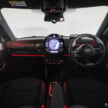 2025 MINI JCW Electric 完整实拍图集+简单评测, 续航里程371公里, 5.9秒破百, 驾驶感最纯粹的纯电动掀背小钢炮
