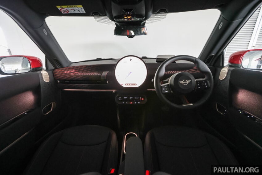 2025 MINI JCW Electric 完整实拍图集+简单评测, 续航里程371公里, 5.9秒破百, 驾驶感最纯粹的纯电动掀背小钢炮 308025