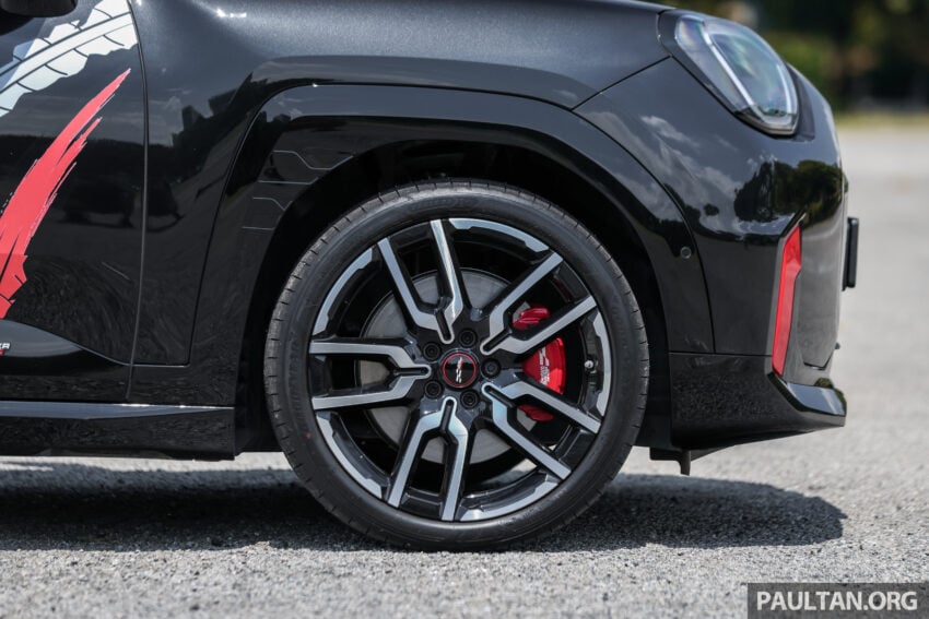 试驾：MINI JCW Aceman Electric，电动时代的卡丁车味 308750
