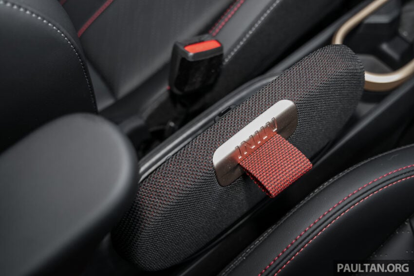试驾：MINI JCW Aceman Electric，电动时代的卡丁车味 308845