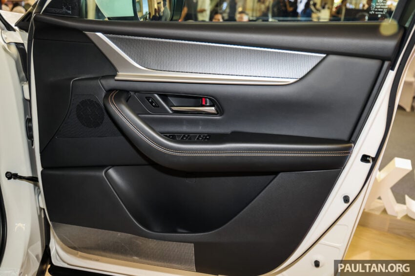 2025 Mazda CX-60 我国正式发布, 从日本进口, 搭载2.5L四缸自然进气引擎+后驱, 12.3寸全数位仪表板, 售价20万令吉 306636