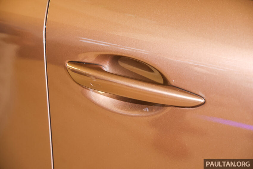 2025 Mazda CX-80 2.5G PHEV AWD 本地发布, 搭载2.5L PHEV混动系统, 综合油耗1.6L/100km, 售价33.16万令吉 306680