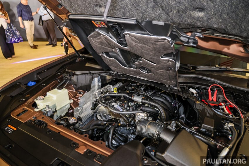 2025 Mazda CX-80 2.5G PHEV AWD 本地发布, 搭载2.5L PHEV混动系统, 综合油耗1.6L/100km, 售价33.16万令吉 306690