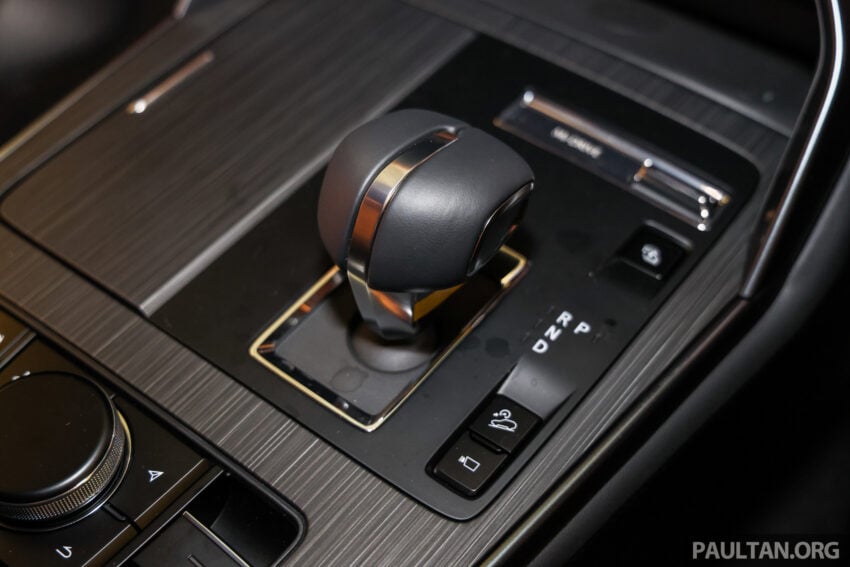 2025 Mazda CX-80 2.5G PHEV AWD 本地发布, 搭载2.5L PHEV混动系统, 综合油耗1.6L/100km, 售价33.16万令吉 306703