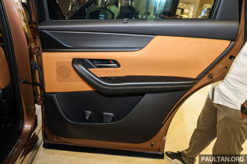 2025 Mazda CX-80 2.5G PHEV AWD 本地发布, 搭载2.5L PHEV混动系统, 综合油耗1.6L/100km, 售价33.16万令吉 306725