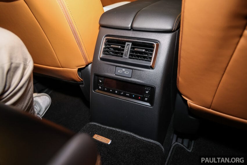 2025 Mazda CX-80 2.5G PHEV AWD 本地发布, 搭载2.5L PHEV混动系统, 综合油耗1.6L/100km, 售价33.16万令吉 306732