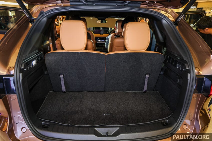 2025 Mazda CX-80 2.5G PHEV AWD 本地发布, 搭载2.5L PHEV混动系统, 综合油耗1.6L/100km, 售价33.16万令吉 306737