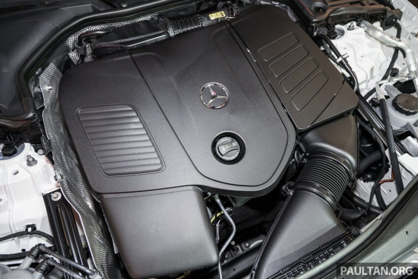 2025 Mercedes-Benz C200 AMG Line 本地上市, 标配原厂AMG运动化套件, 1.5L四缸微型油电, 官方售价29.3万 307607