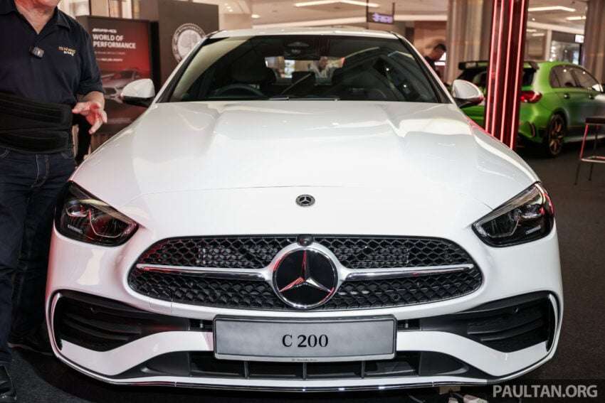 2025 Mercedes-Benz C200 AMG Line 本地上市, 标配原厂AMG运动化套件, 1.5L四缸微型油电, 官方售价29.3万 307584