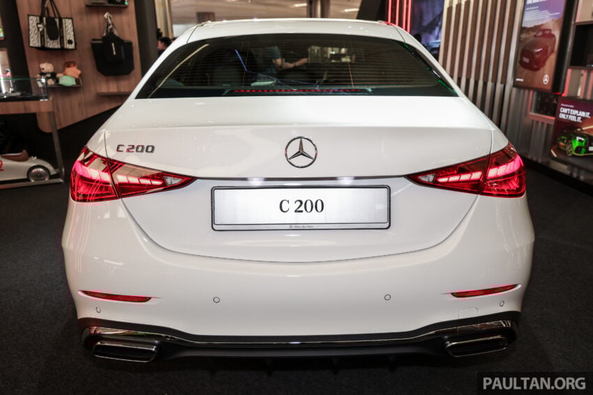 2025 Mercedes-Benz C200 AMG Line 本地上市, 标配原厂AMG运动化套件, 1.5L四缸微型油电, 官方售价29.3万 307585