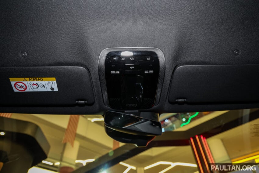 2025 Mercedes-Benz C200 AMG Line 本地上市, 标配原厂AMG运动化套件, 1.5L四缸微型油电, 官方售价29.3万 307644