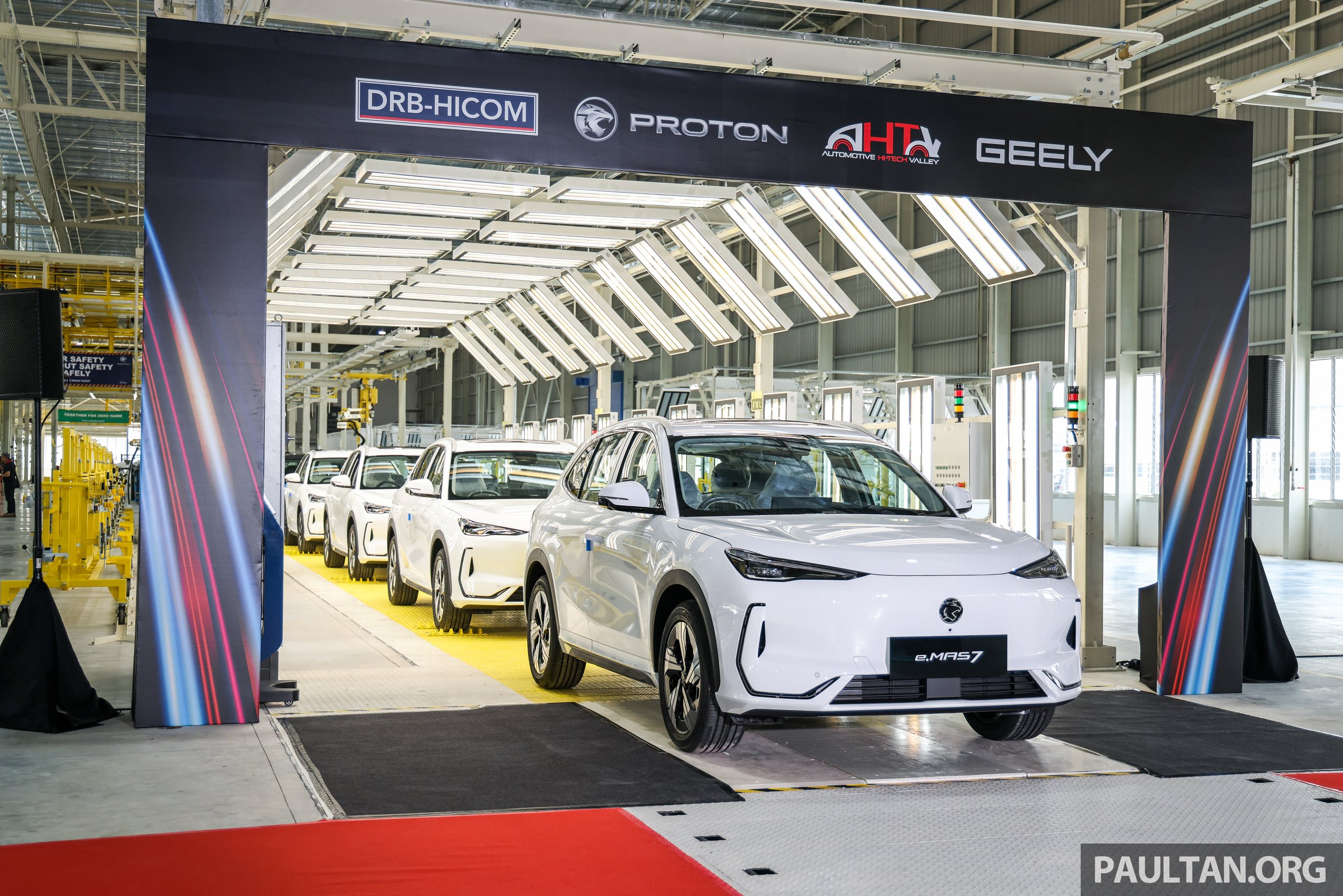 宝腾位于霹雳州 Tg Malim 的新电动车组装厂房正式启用！本地组装的 Proton eMas 7 开始生产；eMas 5  即将投产