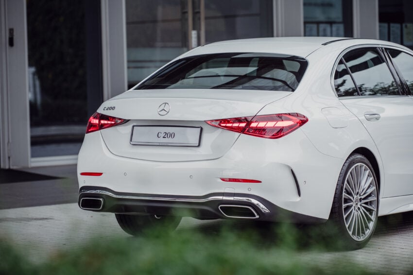 2025 Mercedes-Benz C200 AMG Line 本地上市, 标配原厂AMG运动化套件, 1.5L四缸微型油电, 官方售价29.3万 307422