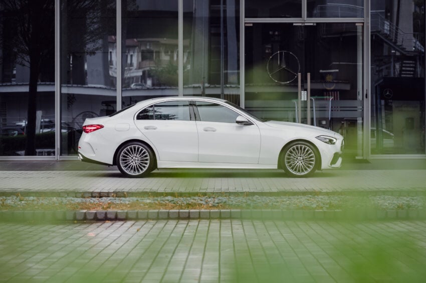2025 Mercedes-Benz C200 AMG Line 本地上市, 标配原厂AMG运动化套件, 1.5L四缸微型油电, 官方售价29.3万 307428