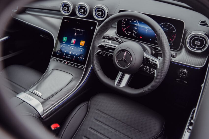 2025 Mercedes-Benz C200 AMG Line 本地上市, 标配原厂AMG运动化套件, 1.5L四缸微型油电, 官方售价29.3万 307448