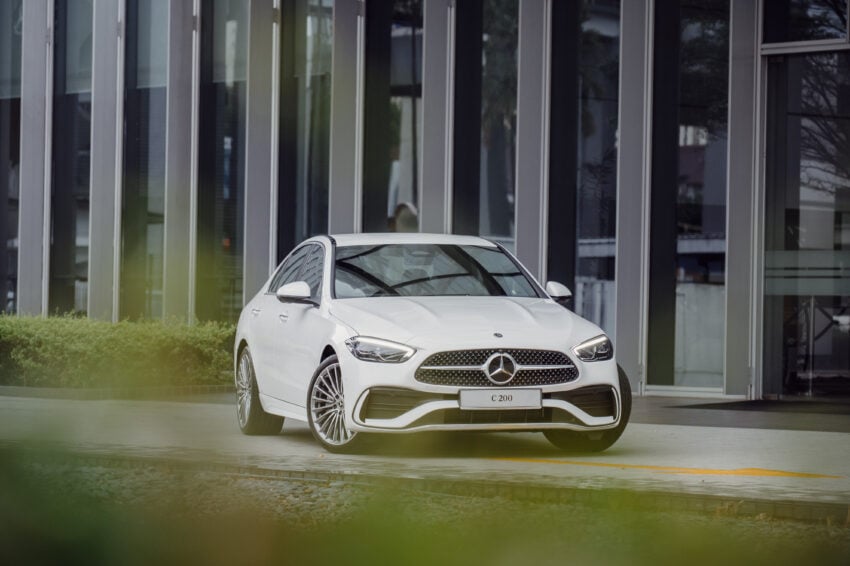 2025 Mercedes-Benz C200 AMG Line 本地上市, 标配原厂AMG运动化套件, 1.5L四缸微型油电, 官方售价29.3万 307410