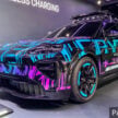 Porsche 发布 11 kW 无线 AC 充电技术！号称全球首家提供无线充电方案的车企，下一代纯电动 Cayenne 率先适配
