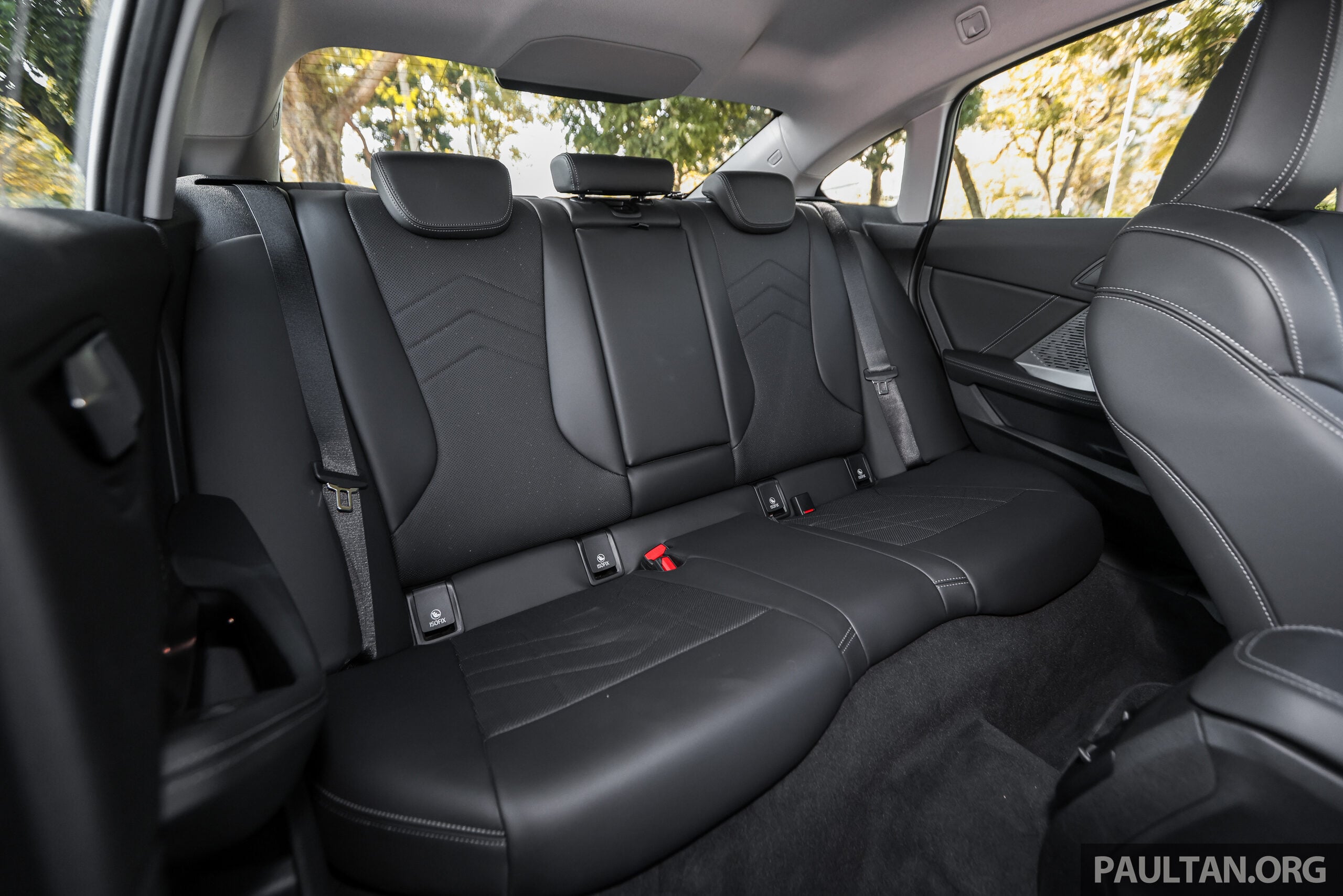 试驾:F74 BMW 218 Gran Coupé,最平易近人德系轿跑