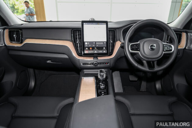 2026 Volvo XC60 小改款本地正式价格公布, 外型小改, 有48V微型油电与PHEV混动版可选, 售价32.9万与36.3万令吉