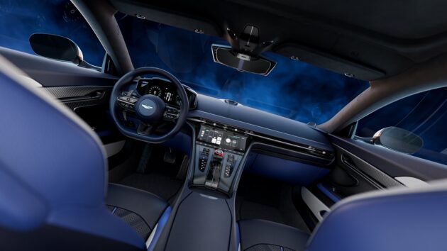 Aston Martin DB12 S 全球首发, 4.0L V8双涡轮引擎, 0-96km/h 3.4秒, 极速325km/h, DB12 系列的旗舰性能版