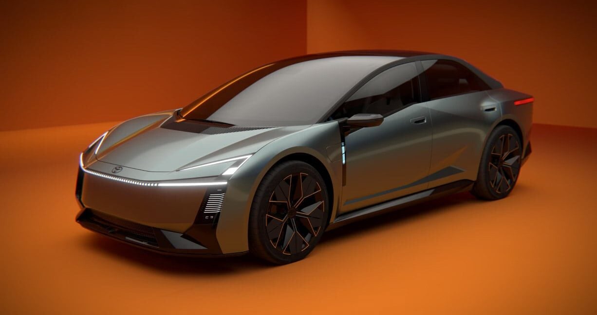 Toyota Corolla Concept 于东京车展首发！揭示全新一代 Corolla Altis 的设计方向，提供多种动力布局，包括纯电动