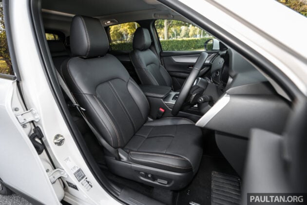 2025 Mazda CX-60 完整新车实拍+简短评测, 本地售价20万令吉, 2.5L NA引擎+8AT+后驱, 选它还是 Toyota Harrier?