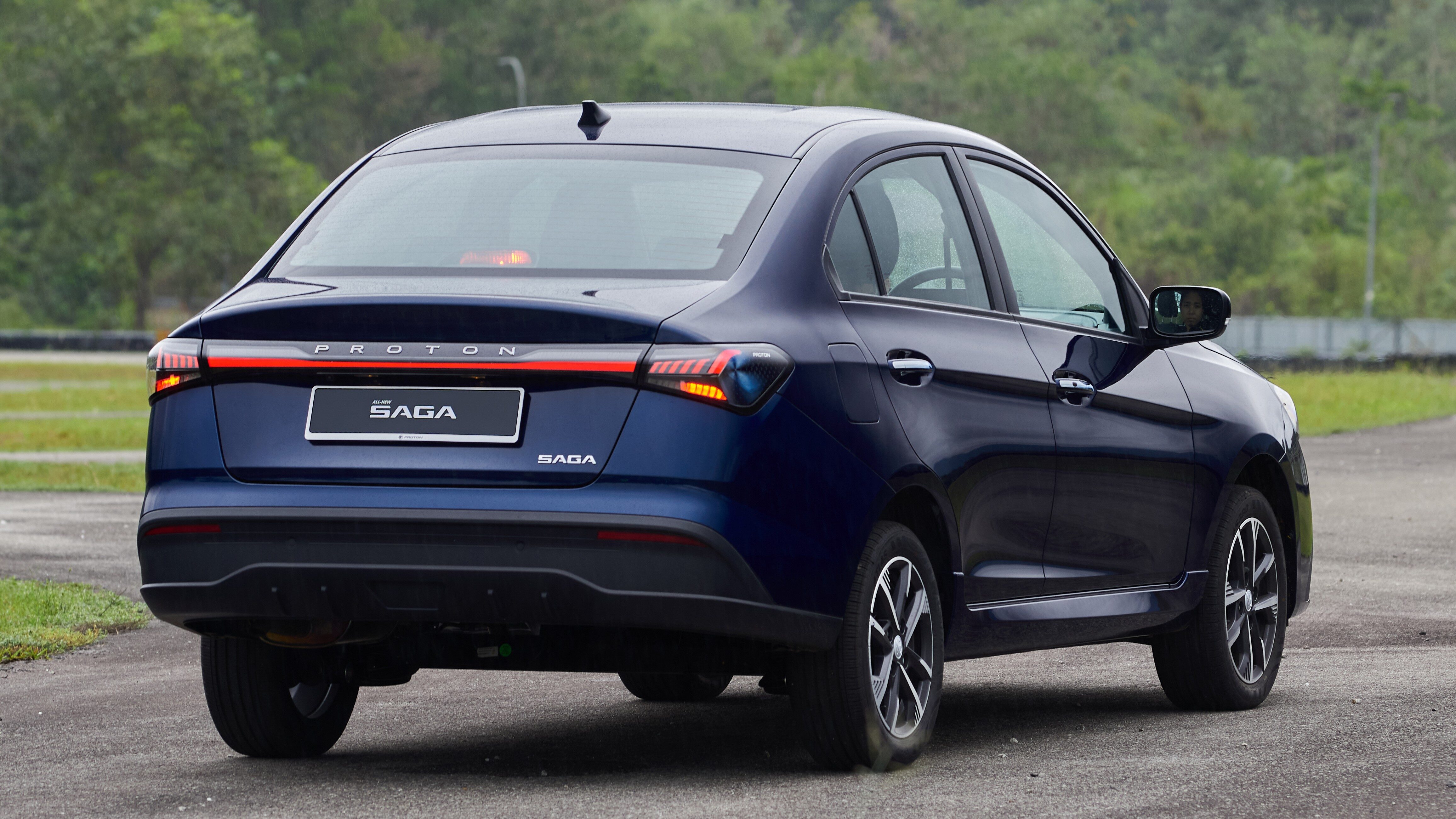 2026 Proton Saga MC3 全系规格配备对比!带你快速了解 Standard、Executive 与 Premium 三种等级的主要差异