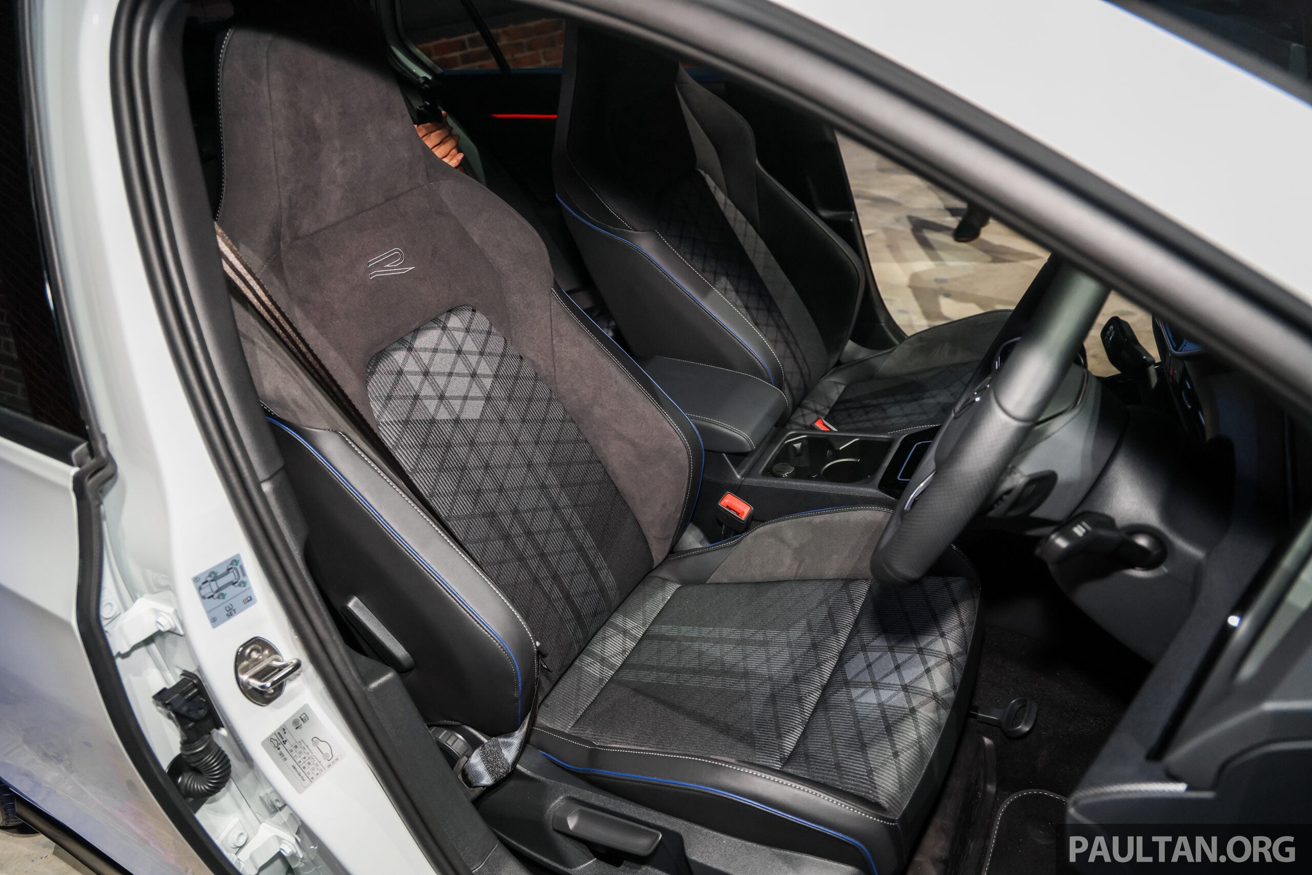 Volkswagen Golf R-Line Mk8.5 小改款本地开卖!改搭1.5 eTSI轻混动系统、七速DSG双离合变速箱,售RM185,990