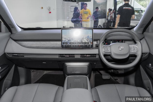 东风 Vigo 纯电动SUV我国正式发布, 续航里程380公里, 167kW DC快充, 18分钟充电至80%, 新车优惠价10万起