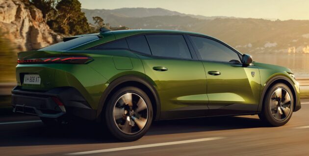 2026 Peugeot 408 小改款首发, 有纯电动, PHEV与Hybrid