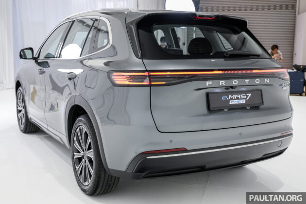 2026 Proton eMAS 7 PHEV 开启预购, 搭1.5L NA四缸引擎+电动马达, 油电综合里程可达1,065公里, 预估价RM110k起