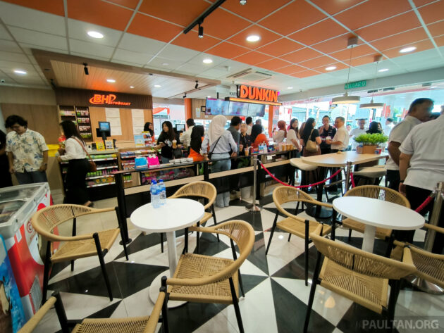 BHPetromart 推出全新装潢风格, 与 eNak RTE 便捷咖啡与食品供应服务, 未来将逐步拓展至全国 BHPetrol 油站据点