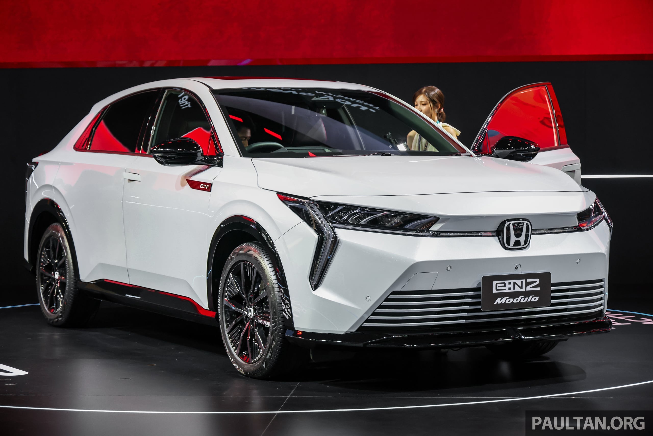 Honda e:N2 曼谷车展实拍!纯电动溜背SUV,最大输出204 PS/310 Nm、530公里NEDC续航,兑马币售 RM171k
